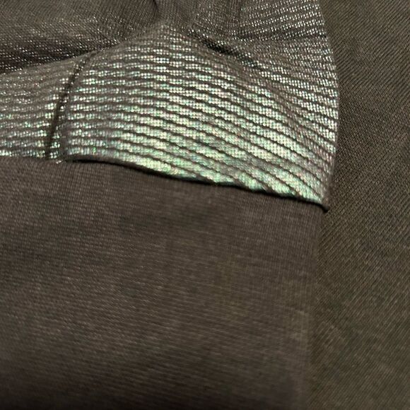 Adidas graphic cropped long sleeve tee - Picture 3 of 4